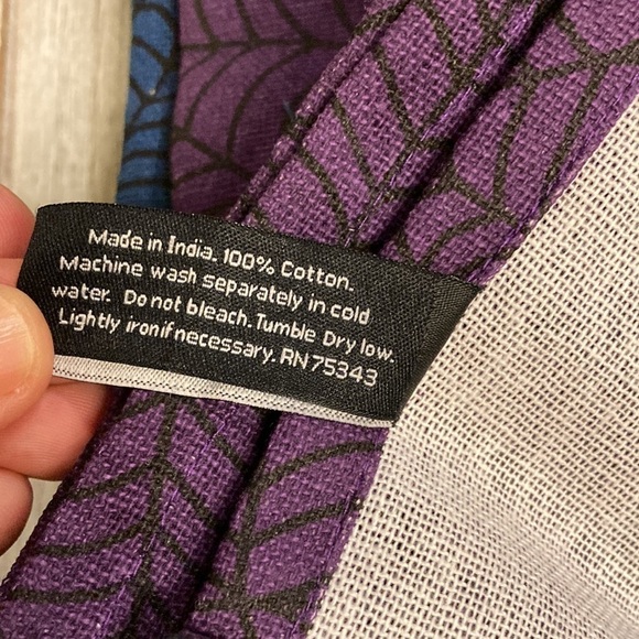 NEW Cynthia ROWLEY Curious SPIDERWEB Kitchen Towels Set of 4 - Picture 6 of 8